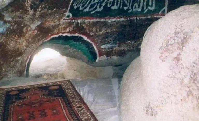 غار ثور